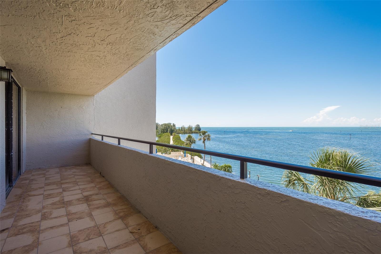 GULF ISLAND BEACH TENNIS - Residential