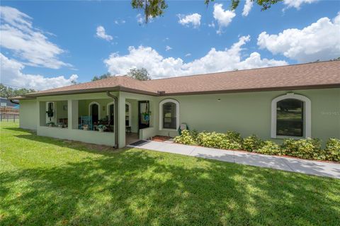 A home in VALRICO