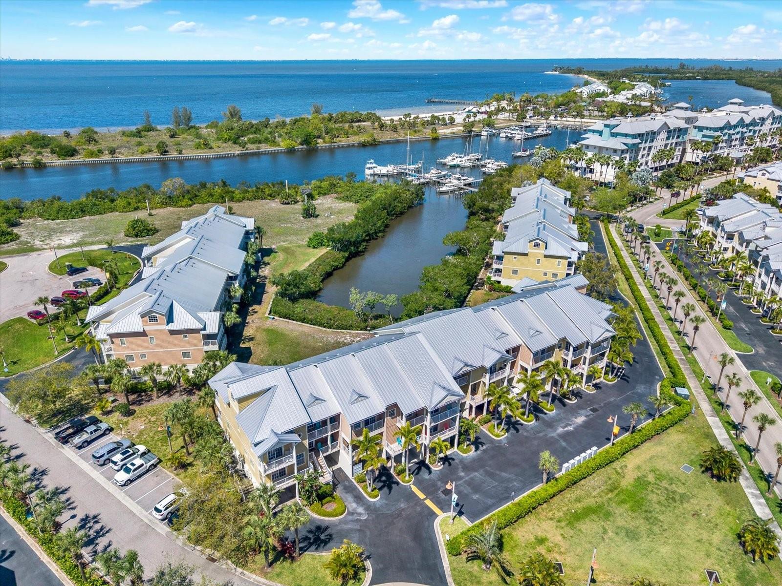 BAHIA BEACH TWNHMS PH 2 - Residential