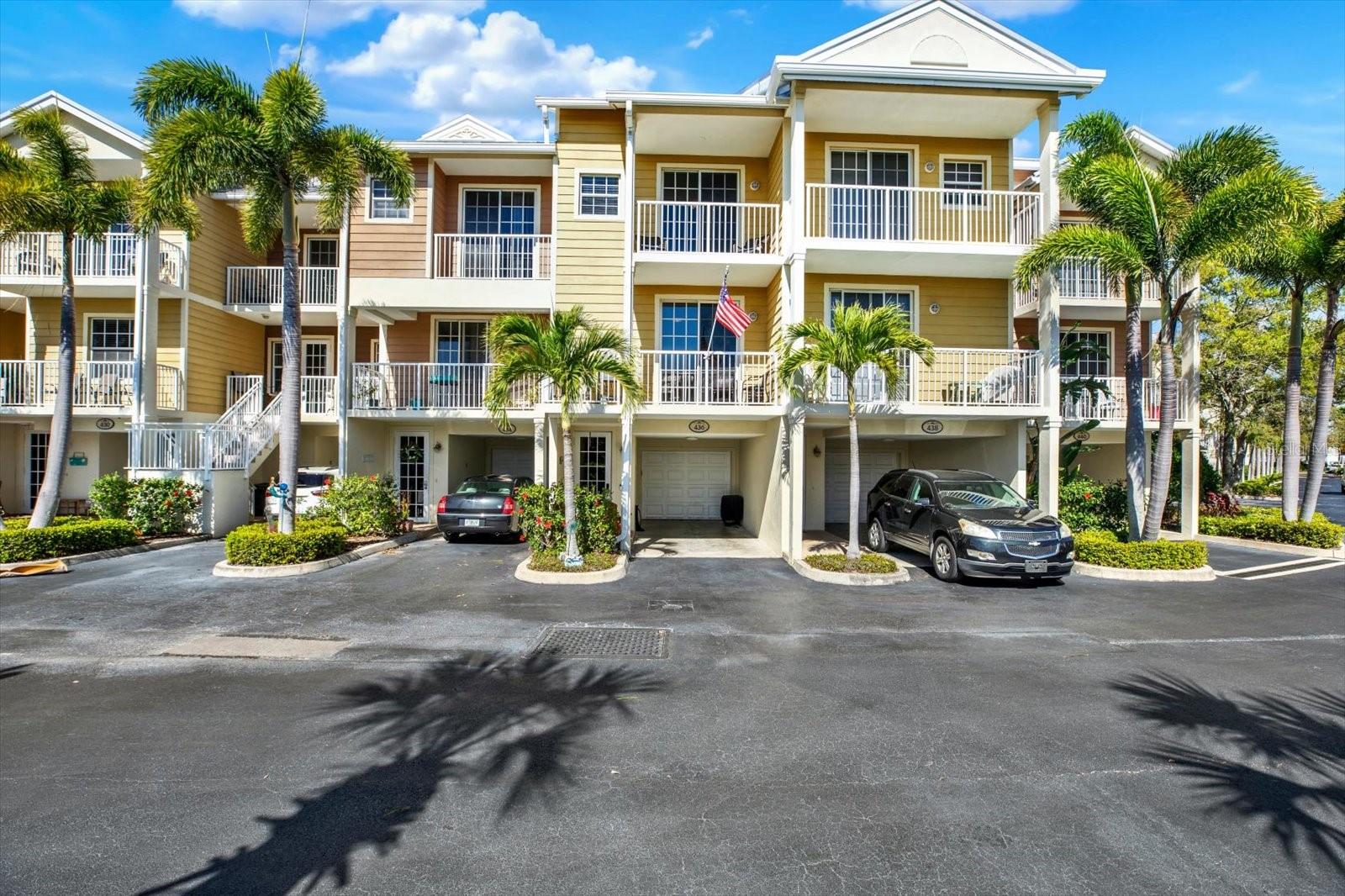 BAHIA BEACH TWNHMS PH 2 - Residential