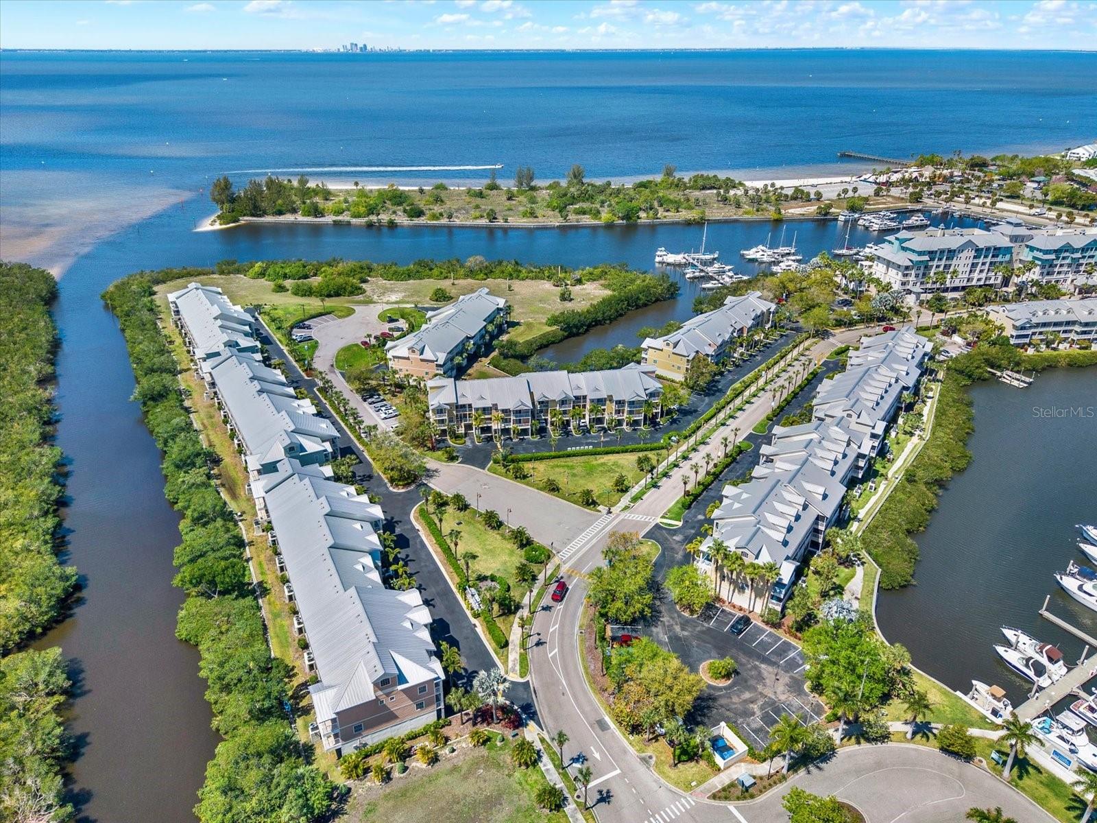 BAHIA BEACH TWNHMS PH 2 - Residential