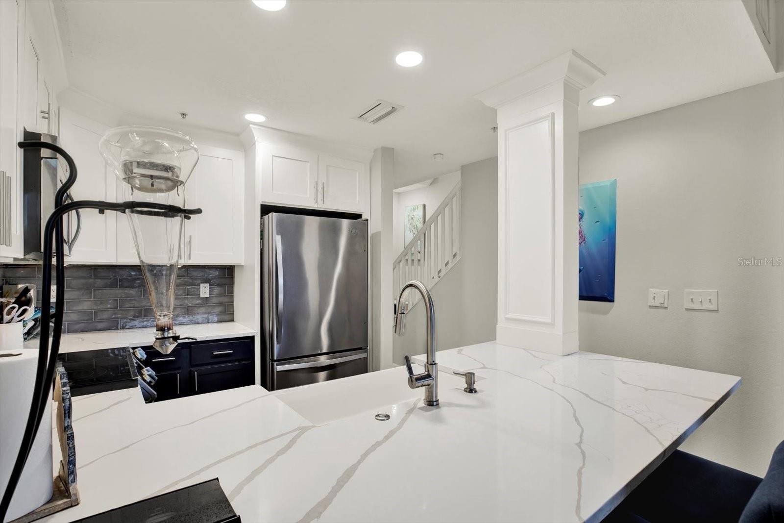 BAHIA BEACH TWNHMS PH 2 - Residential