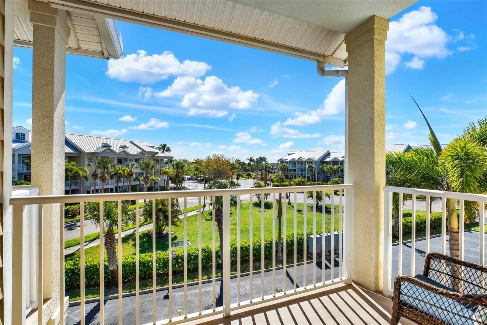 BAHIA BEACH TWNHMS PH 2 - Residential