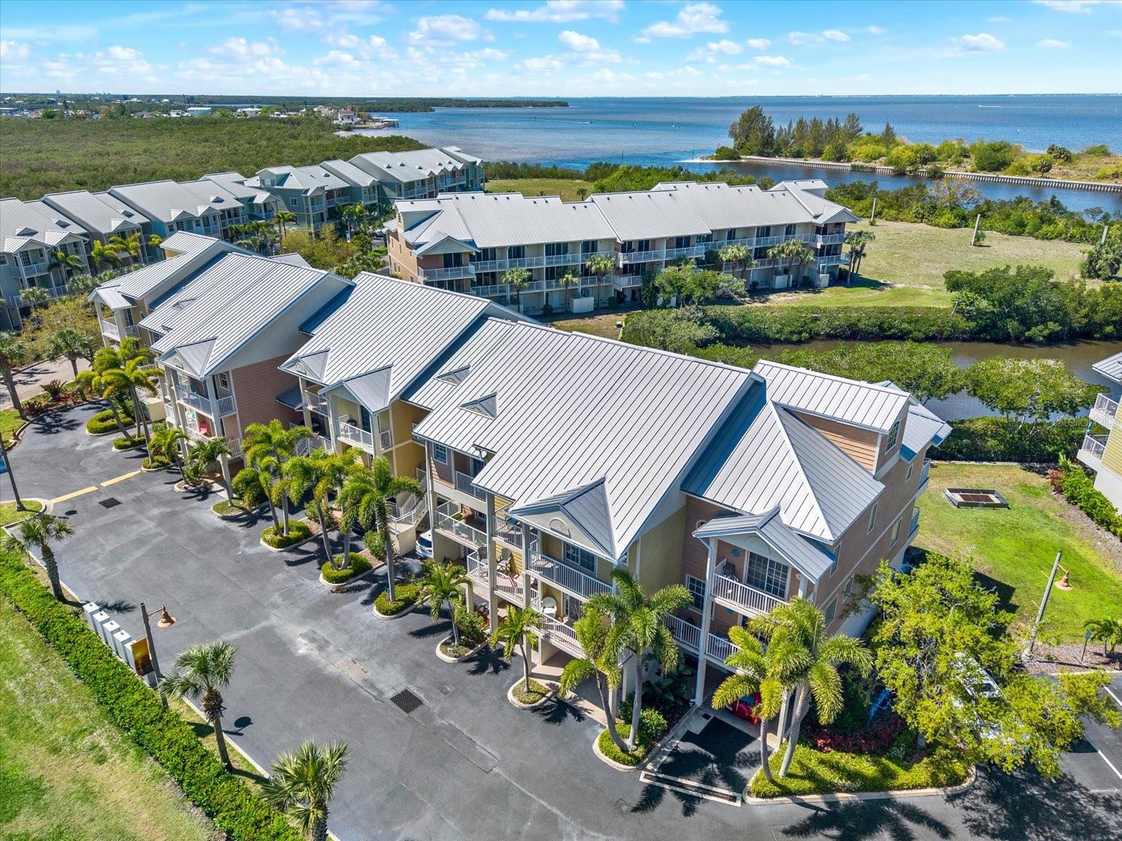 BAHIA BEACH TWNHMS PH 2 - Residential