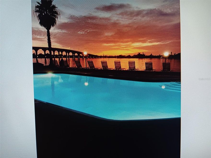 Located on the tropical island of Isla Del Sol this beautiful, remodeled, 2bedroom, 2bath villa w/ screened lanai over looks the sparkling waters of Boca Ciega Bay. Split bedroom pan, Washer & Dryer, recreation room with fitness area. This unit is  just steps to the heated pool and Jacuzzi.  Enjoy the incredible Sunsets and Florida lifestyle.