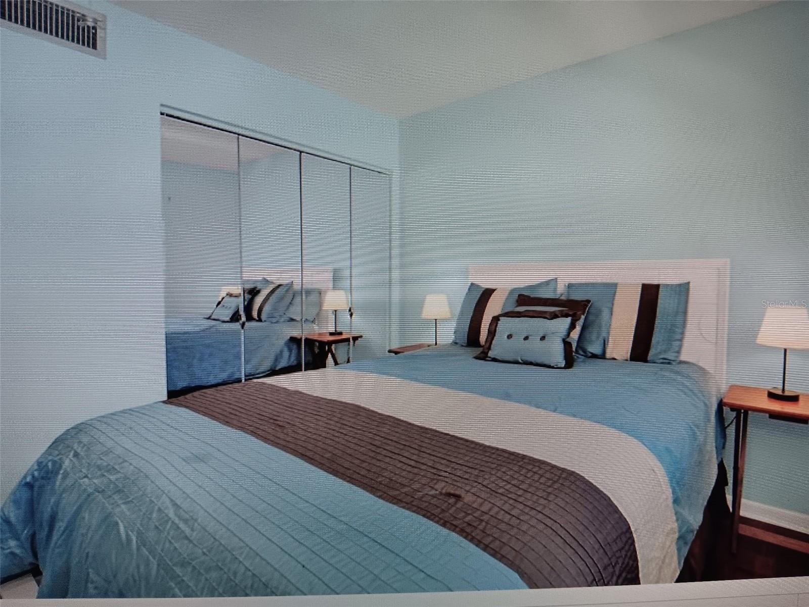 CASA DEL MAR CONDO V - Residential Lease