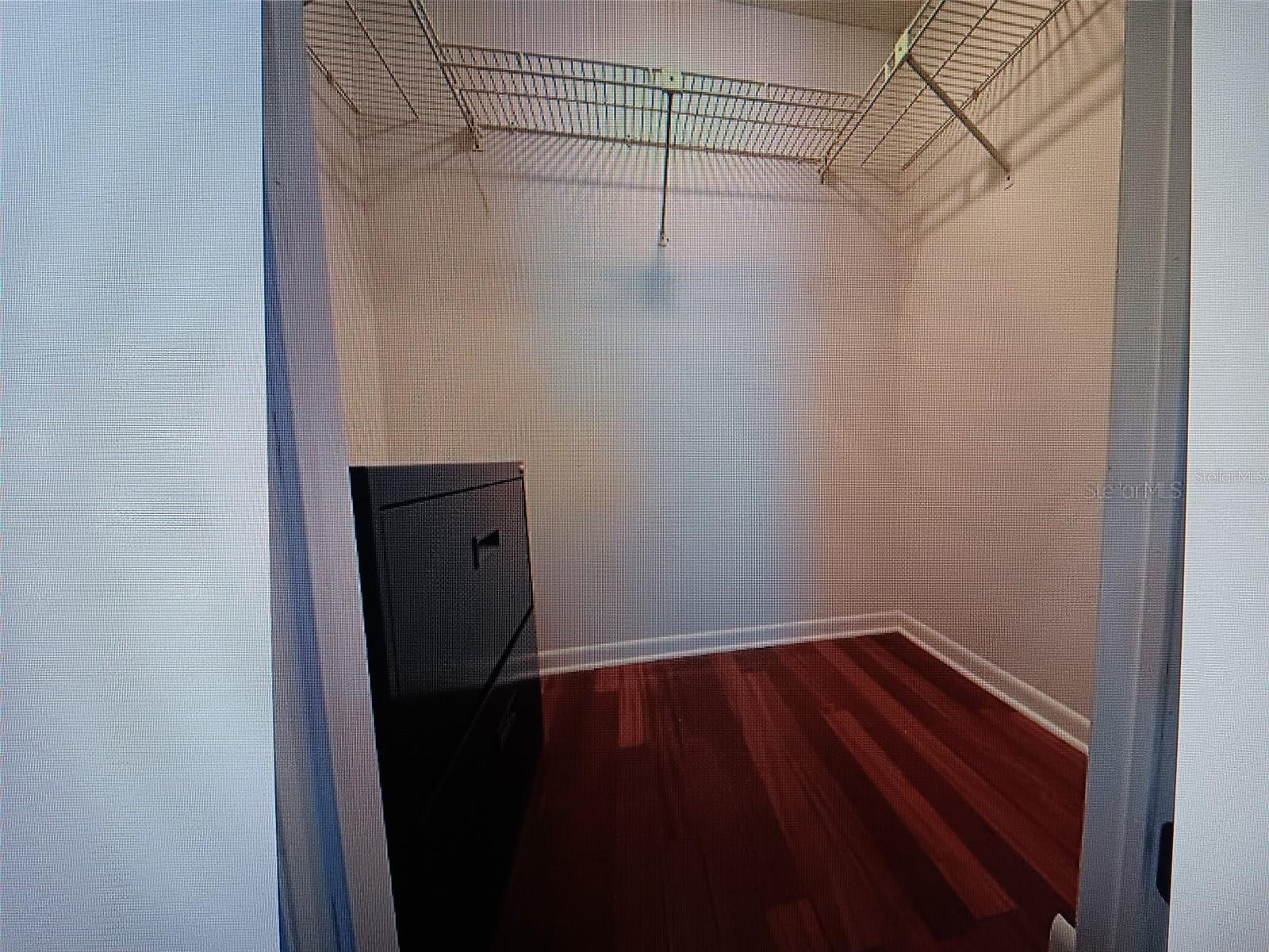 CASA DEL MAR CONDO V - Residential Lease