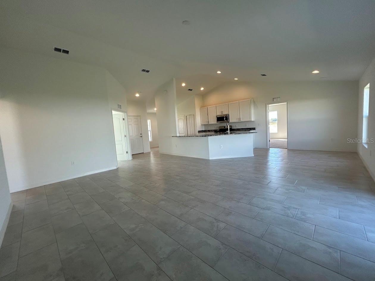 3320 BERKLEY DRIVE
