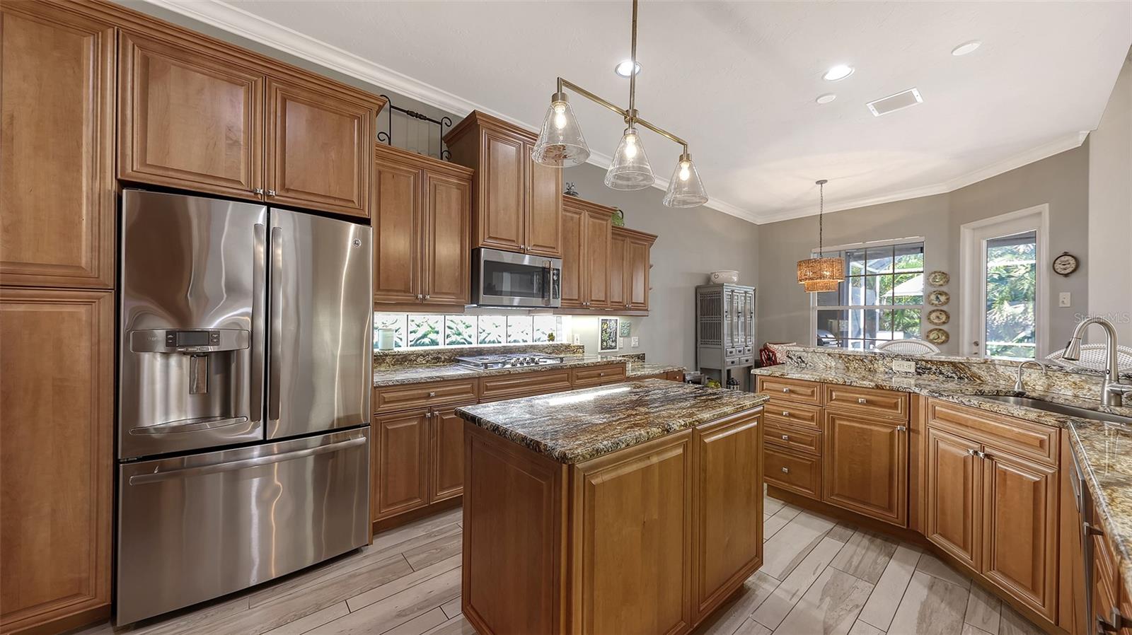 KENWOOD PARK - Residential