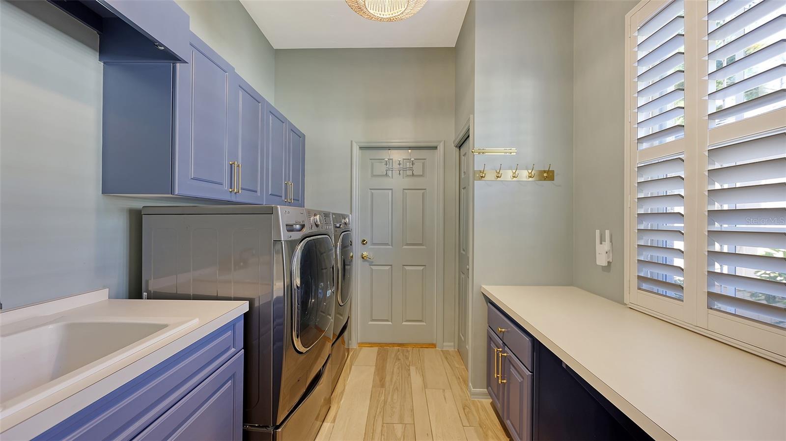 KENWOOD PARK - Residential