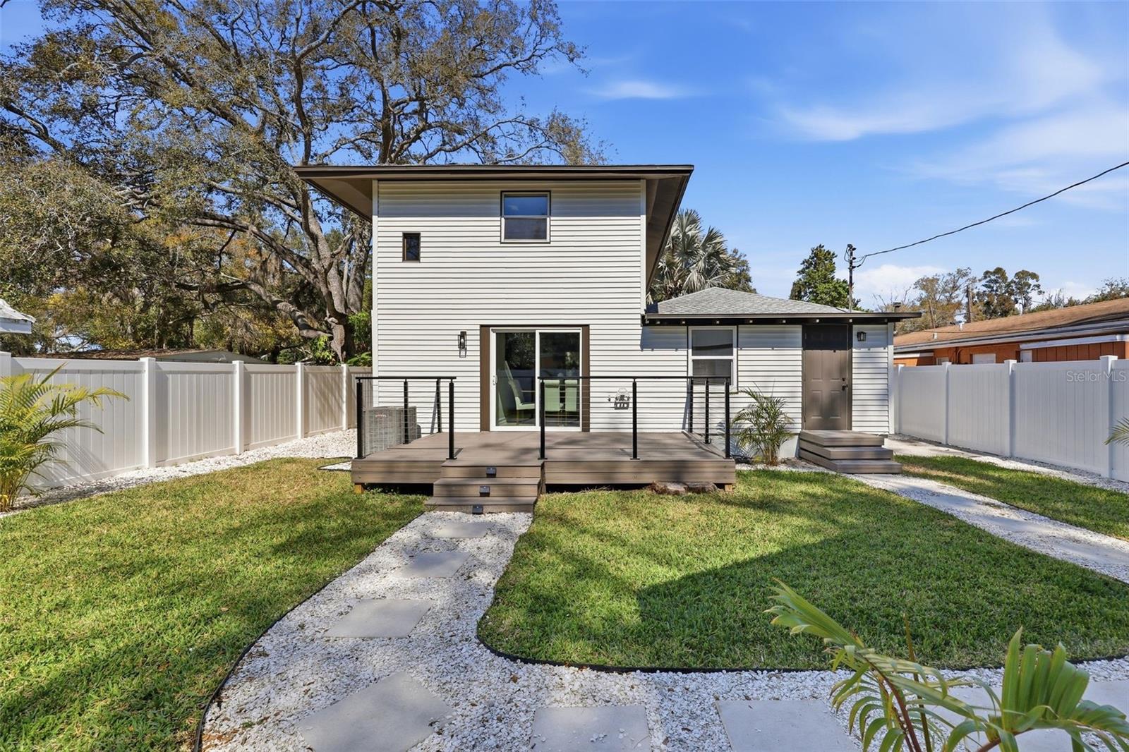 HIGHLAND PARK - Residential