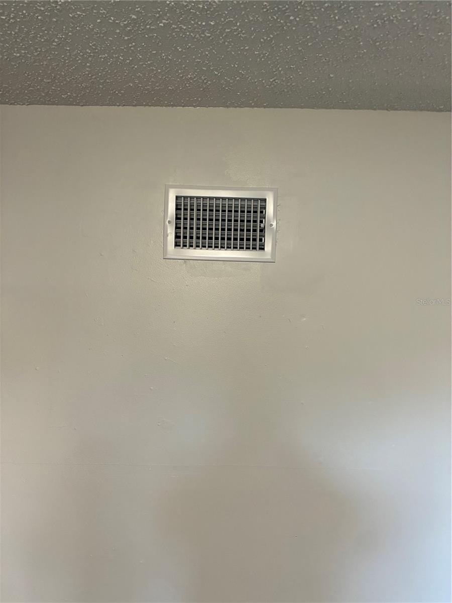 SUMMAGER BLK 70 DAYTONA - Residential Lease