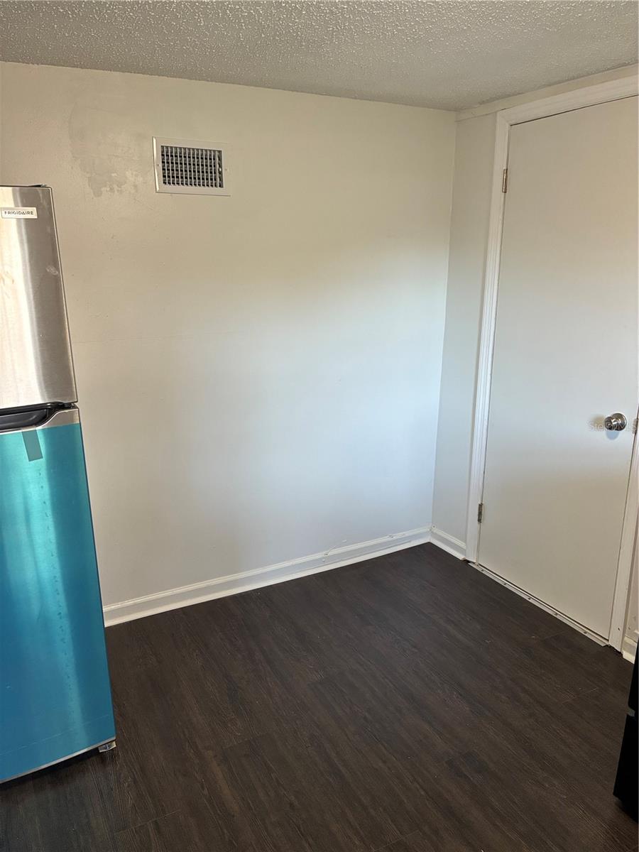 SUMMAGER BLK 70 DAYTONA - Residential Lease