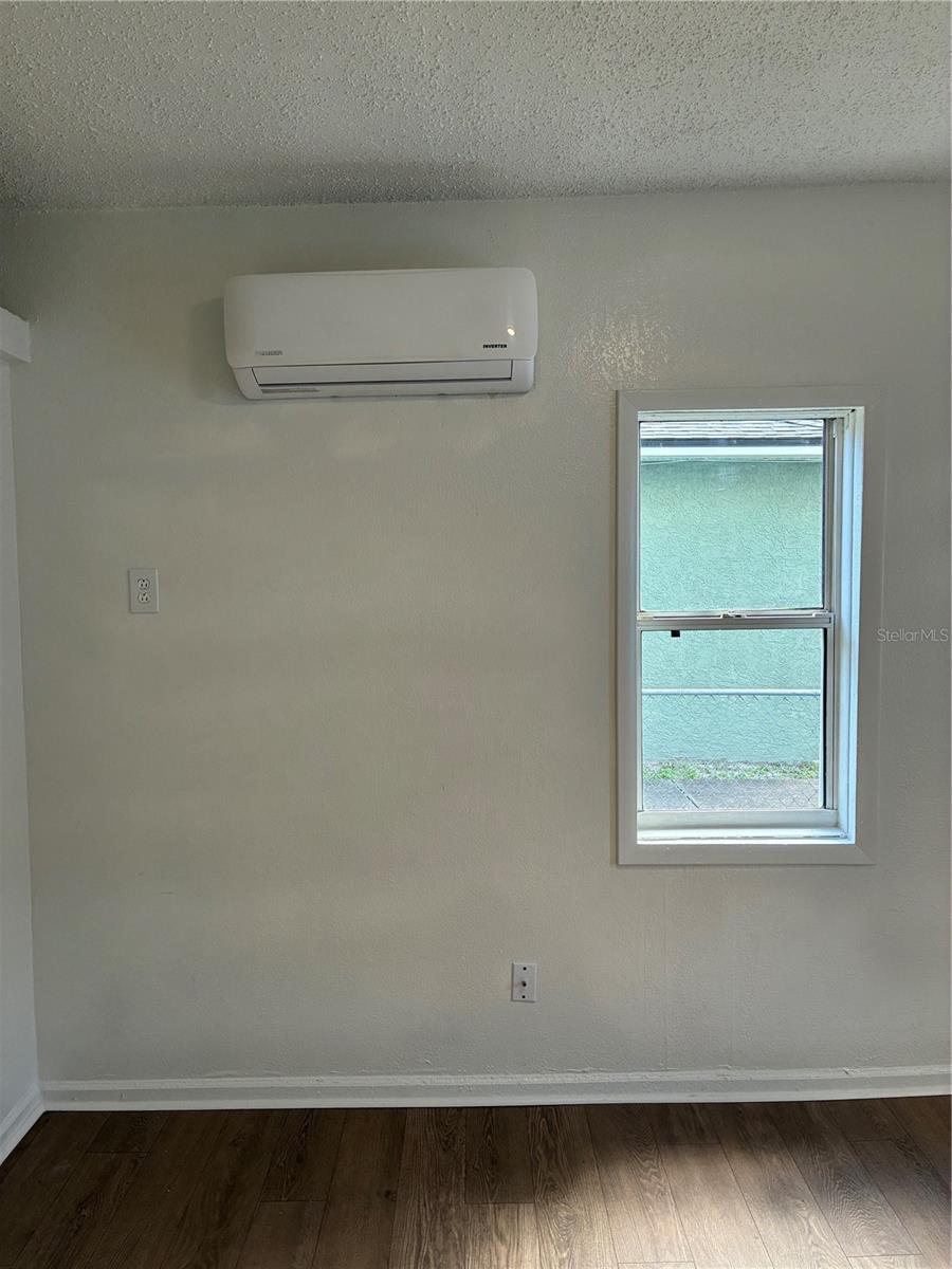 SUMMAGER BLK 70 DAYTONA - Residential Lease