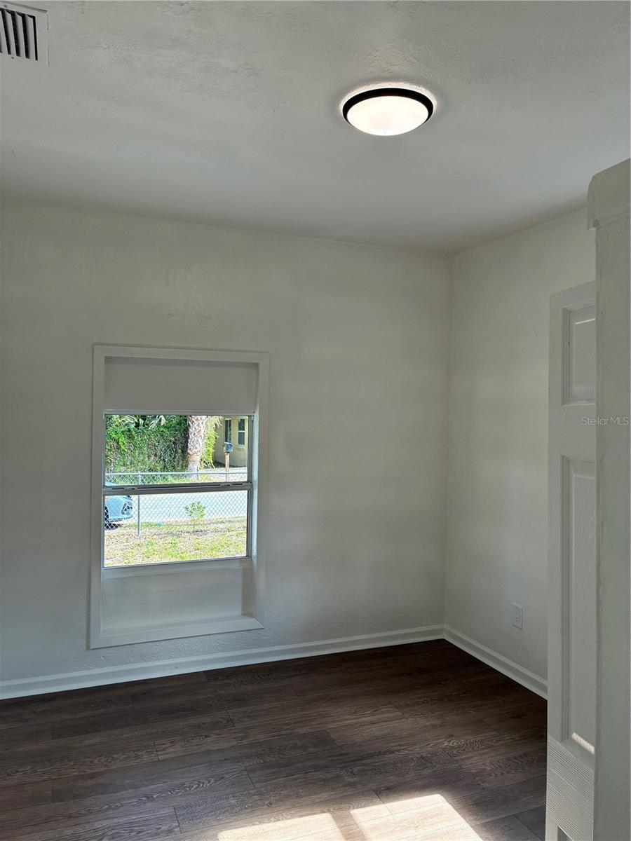 SUMMAGER BLK 70 DAYTONA - Residential Lease