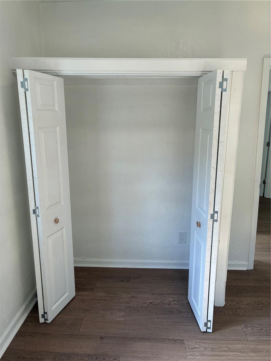 SUMMAGER BLK 70 DAYTONA - Residential Lease