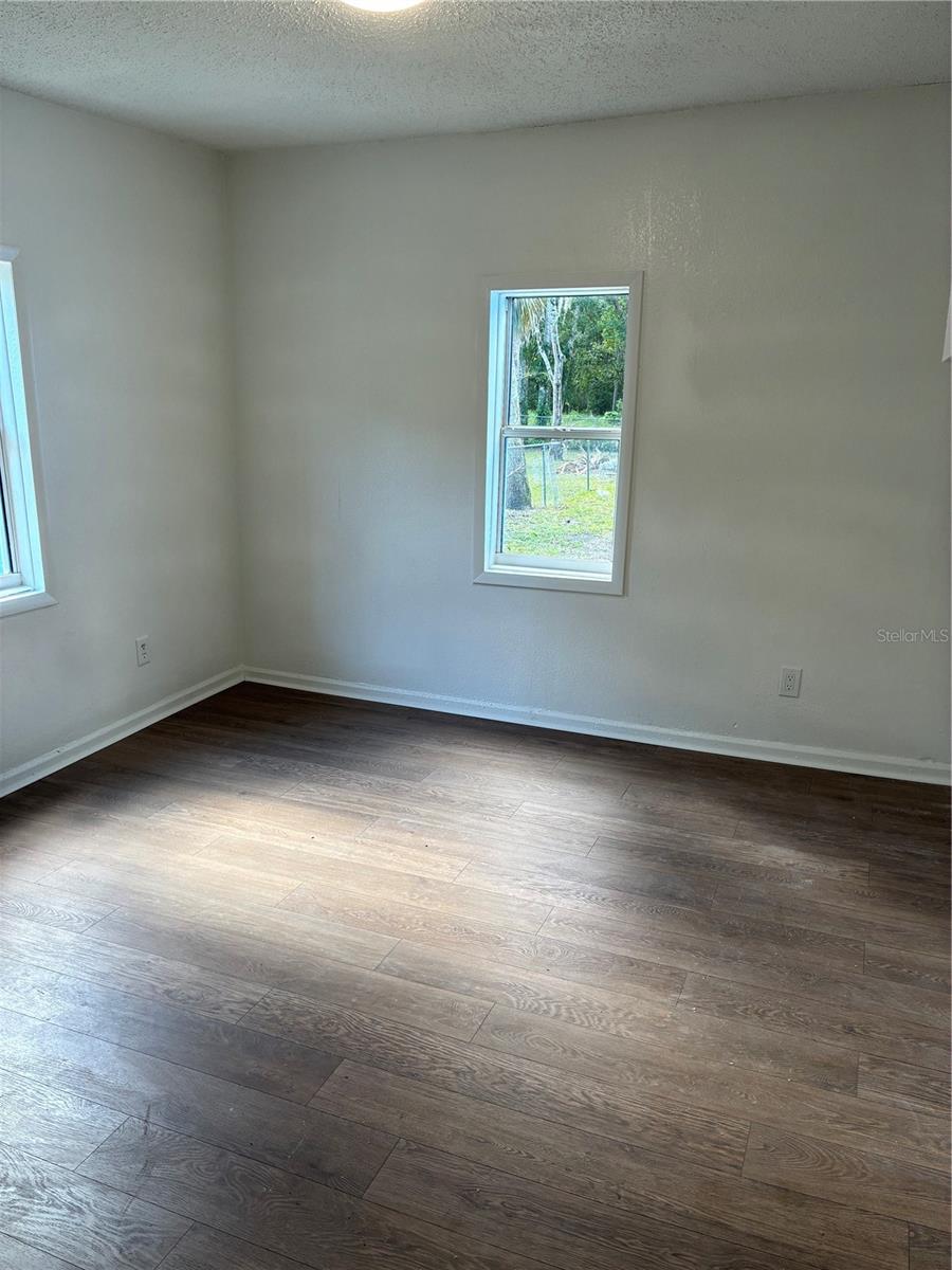 SUMMAGER BLK 70 DAYTONA - Residential Lease