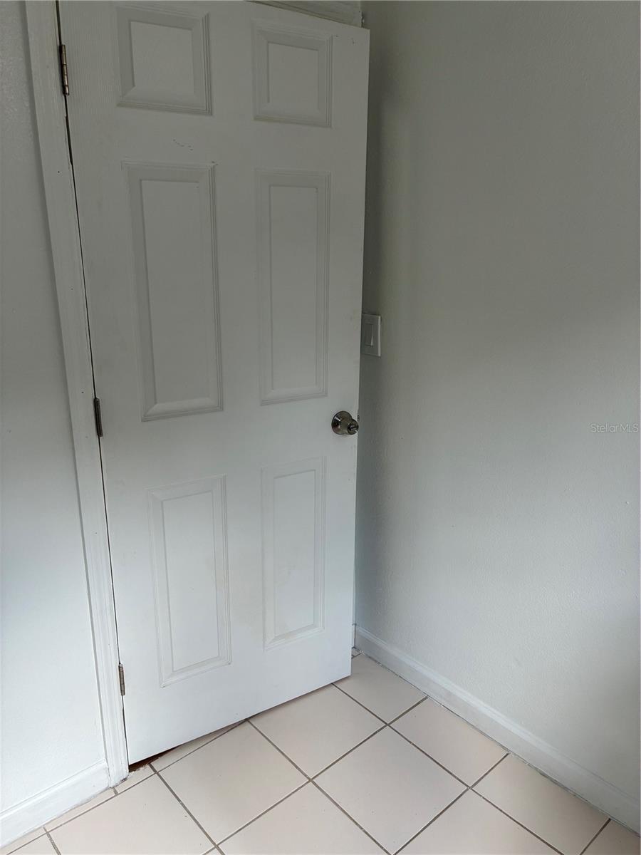 SUMMAGER BLK 70 DAYTONA - Residential Lease