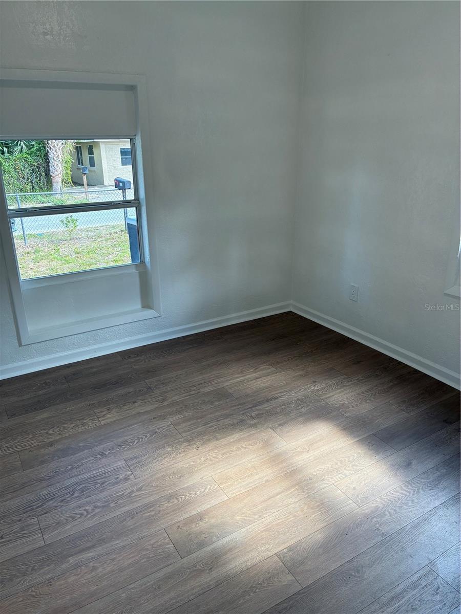 SUMMAGER BLK 70 DAYTONA - Residential Lease