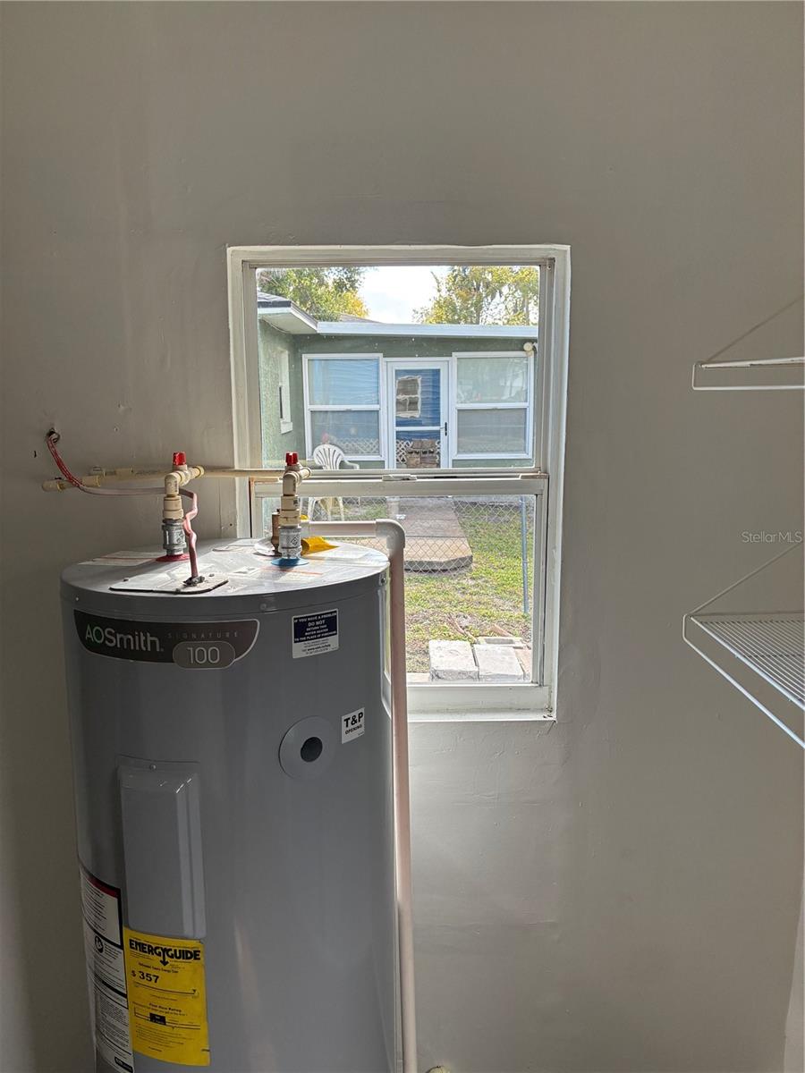 SUMMAGER BLK 70 DAYTONA - Residential Lease