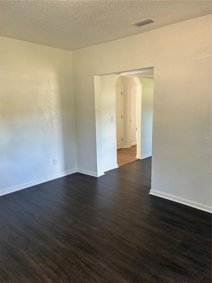 SUMMAGER BLK 70 DAYTONA - Residential Lease