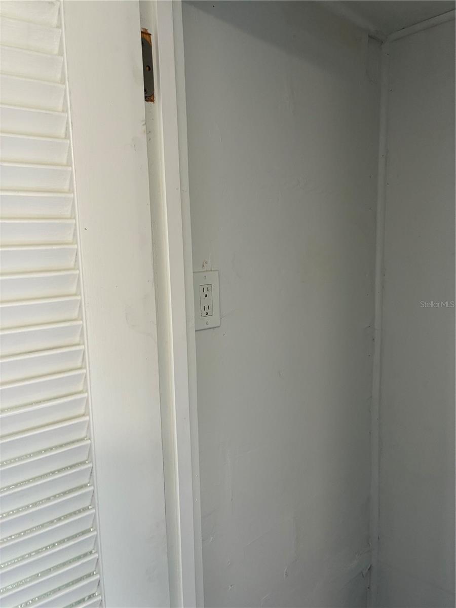 SUMMAGER BLK 70 DAYTONA - Residential Lease