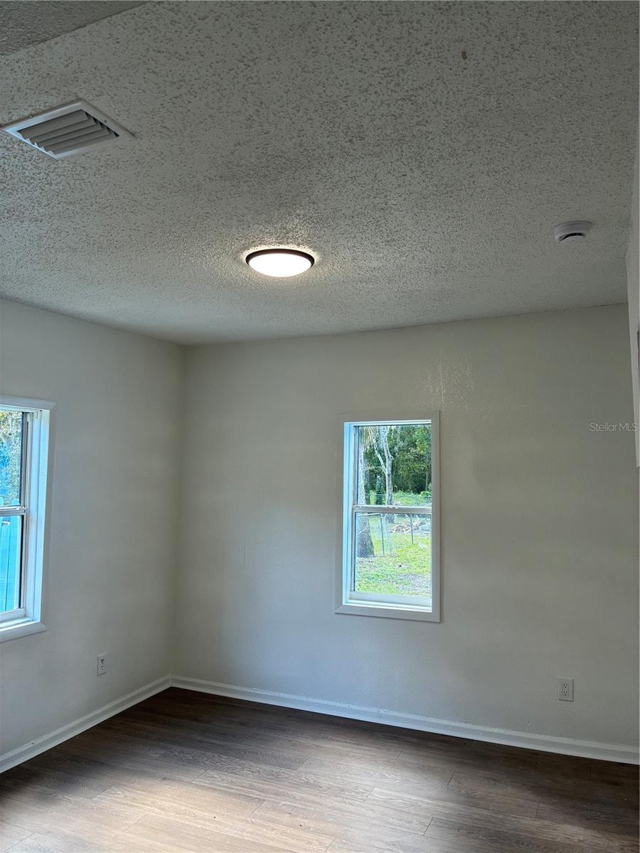 SUMMAGER BLK 70 DAYTONA - Residential Lease