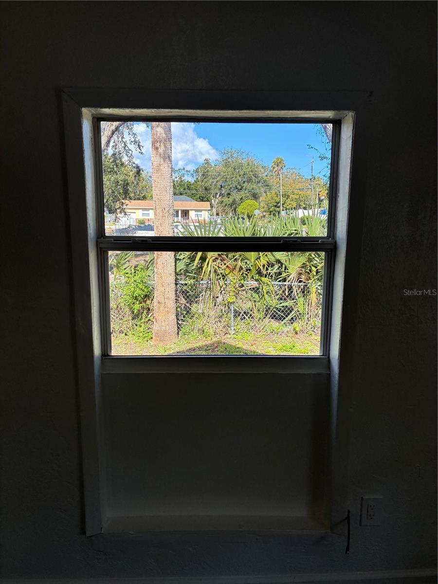 SUMMAGER BLK 70 DAYTONA - Residential Lease