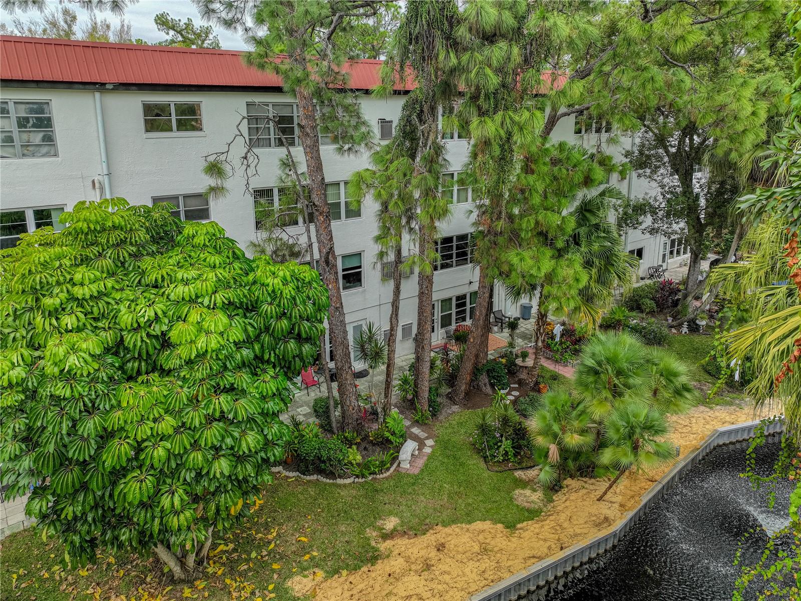 200 EL CAMINO DRIVE 311