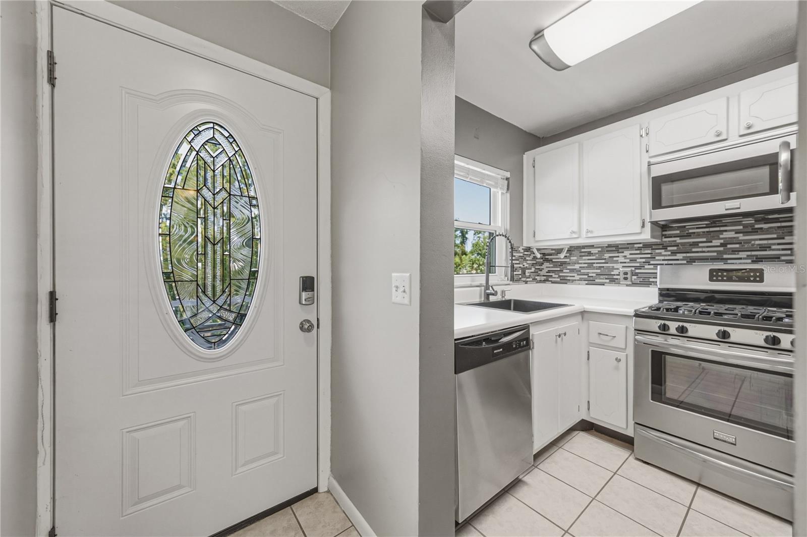 200 EL CAMINO DRIVE 311