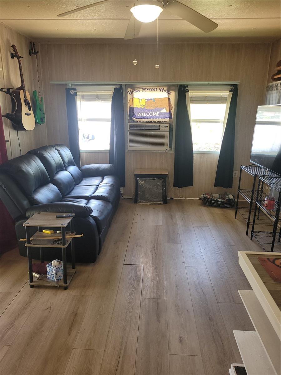 BROWN ACRES WEST ADD - Residential