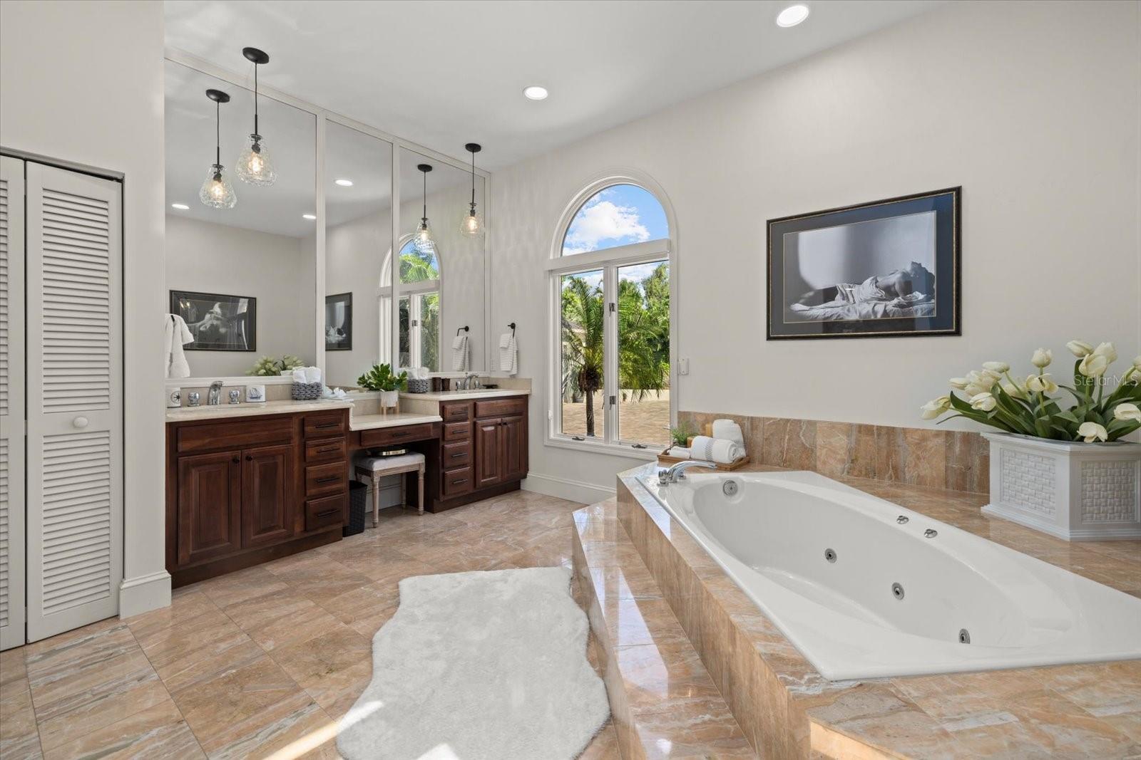 NOKOMIS - Residential