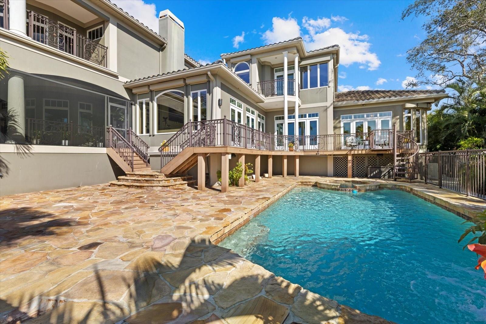 NOKOMIS - Residential