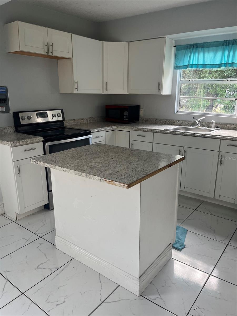 R P ROBINSONS - Residential