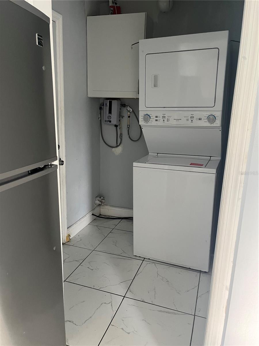 R P ROBINSONS - Residential