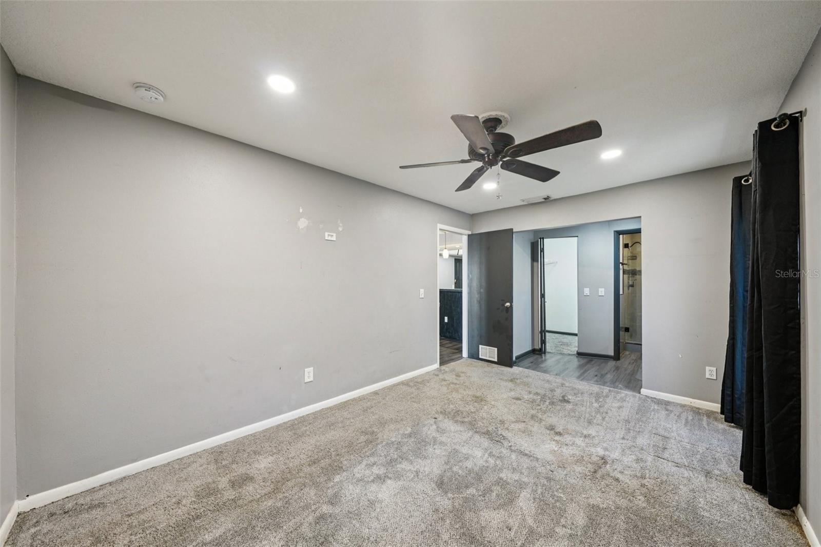 GREENEWOOD UNIT 2 - Residential