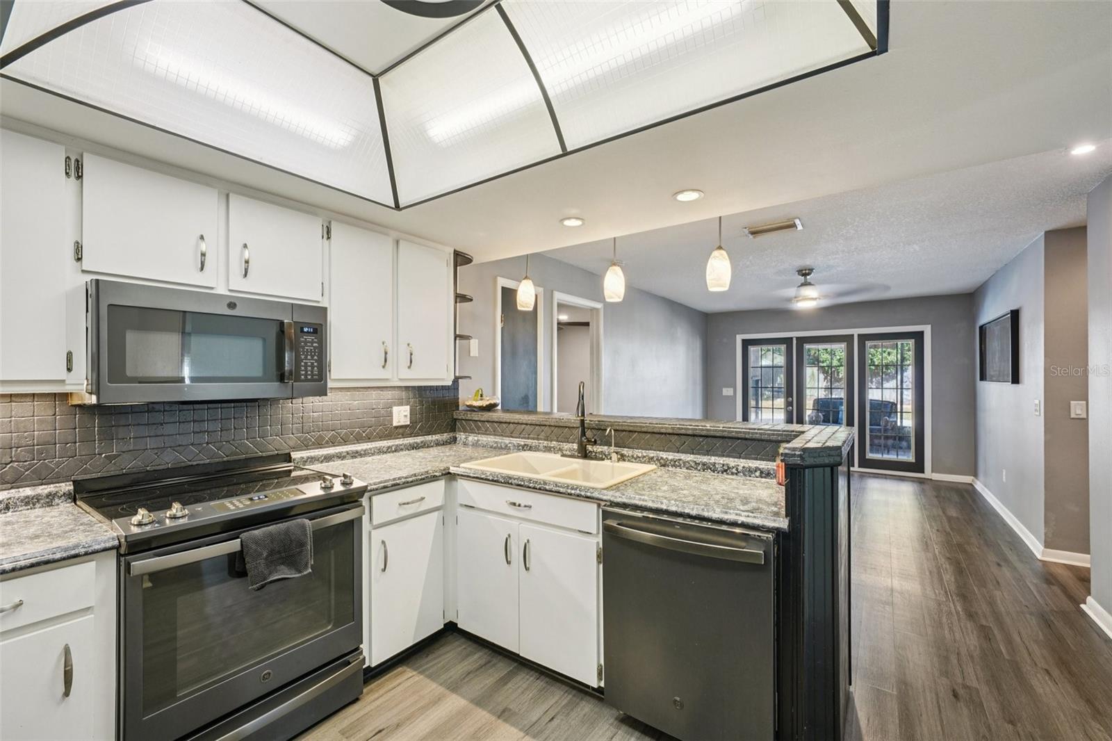 GREENEWOOD UNIT 2 - Residential