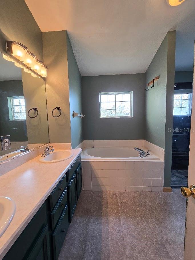 BAHIA OAKS UN 03 - Residential