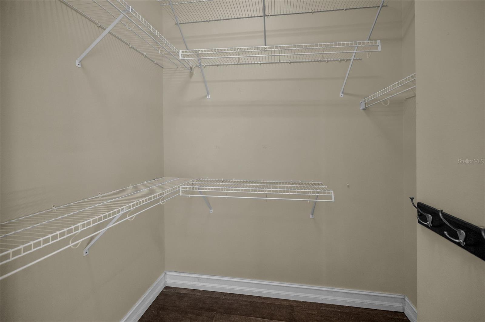 FOX WOOD PH 01 - Residential