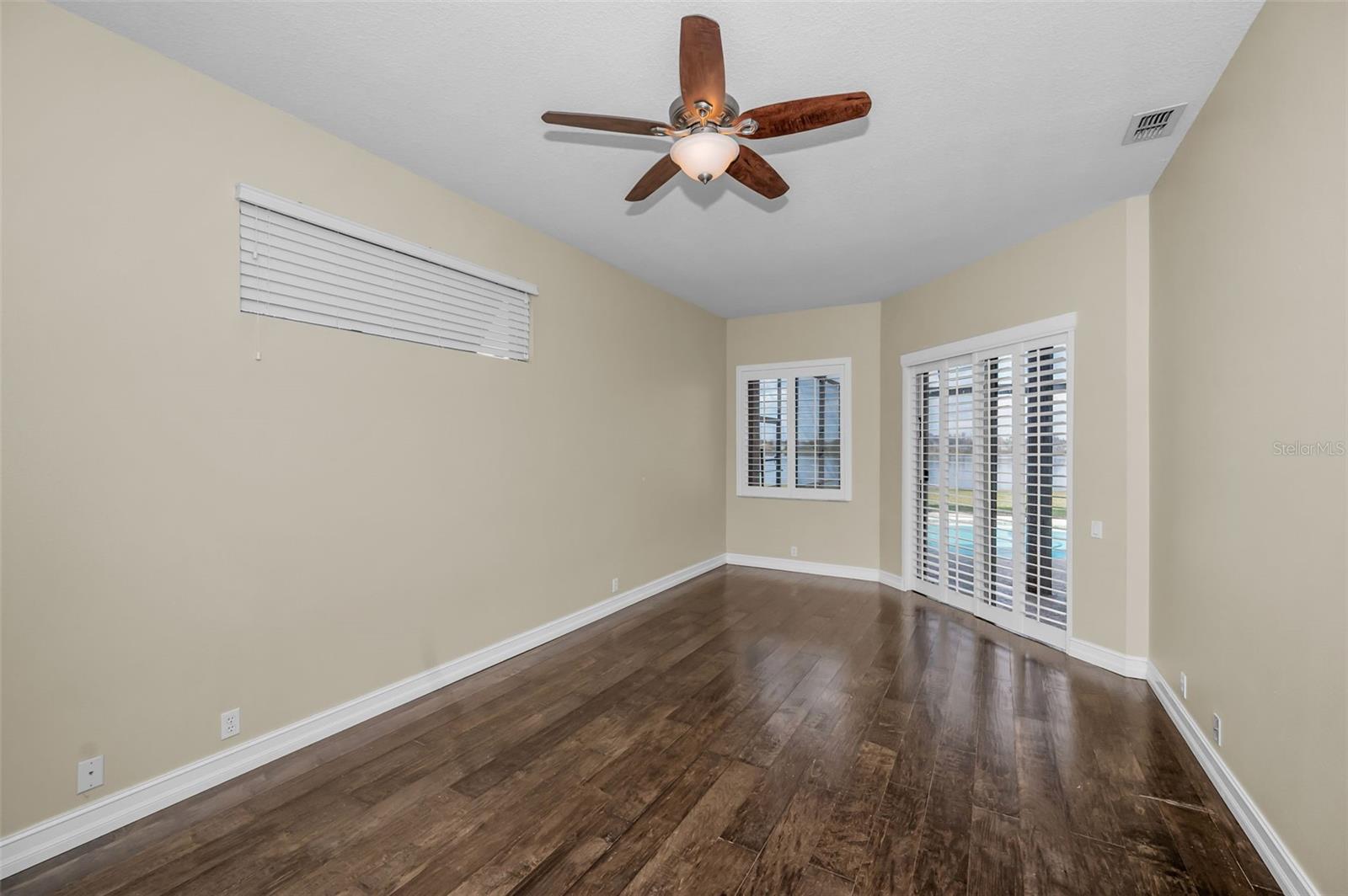 FOX WOOD PH 01 - Residential