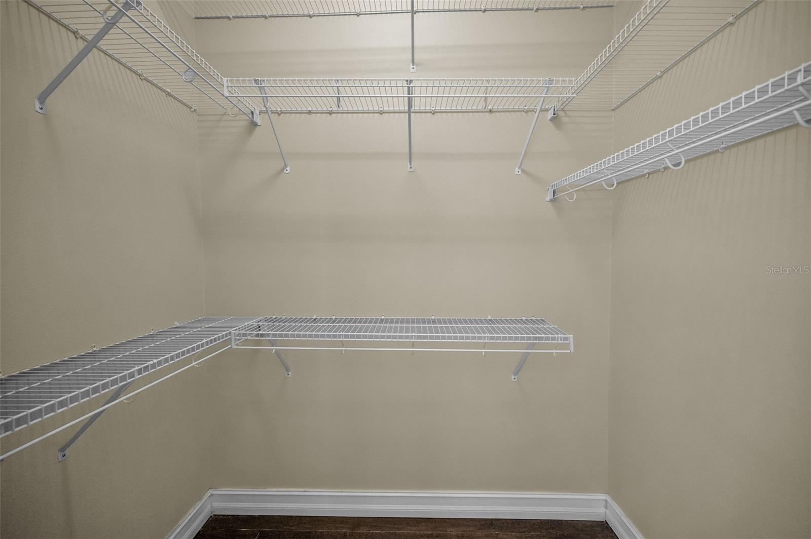 FOX WOOD PH 01 - Residential