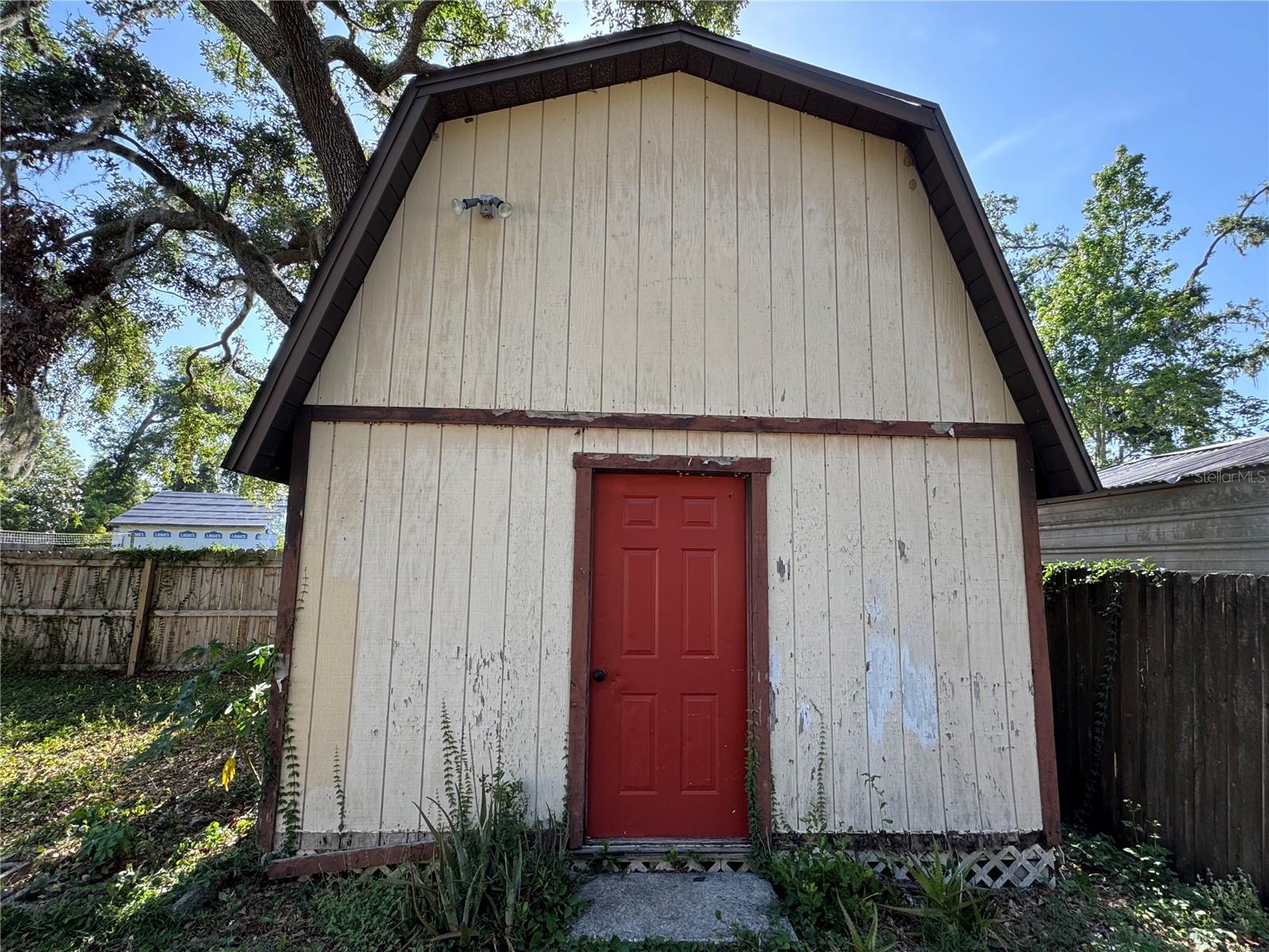 1703 N TAYLOR ROAD