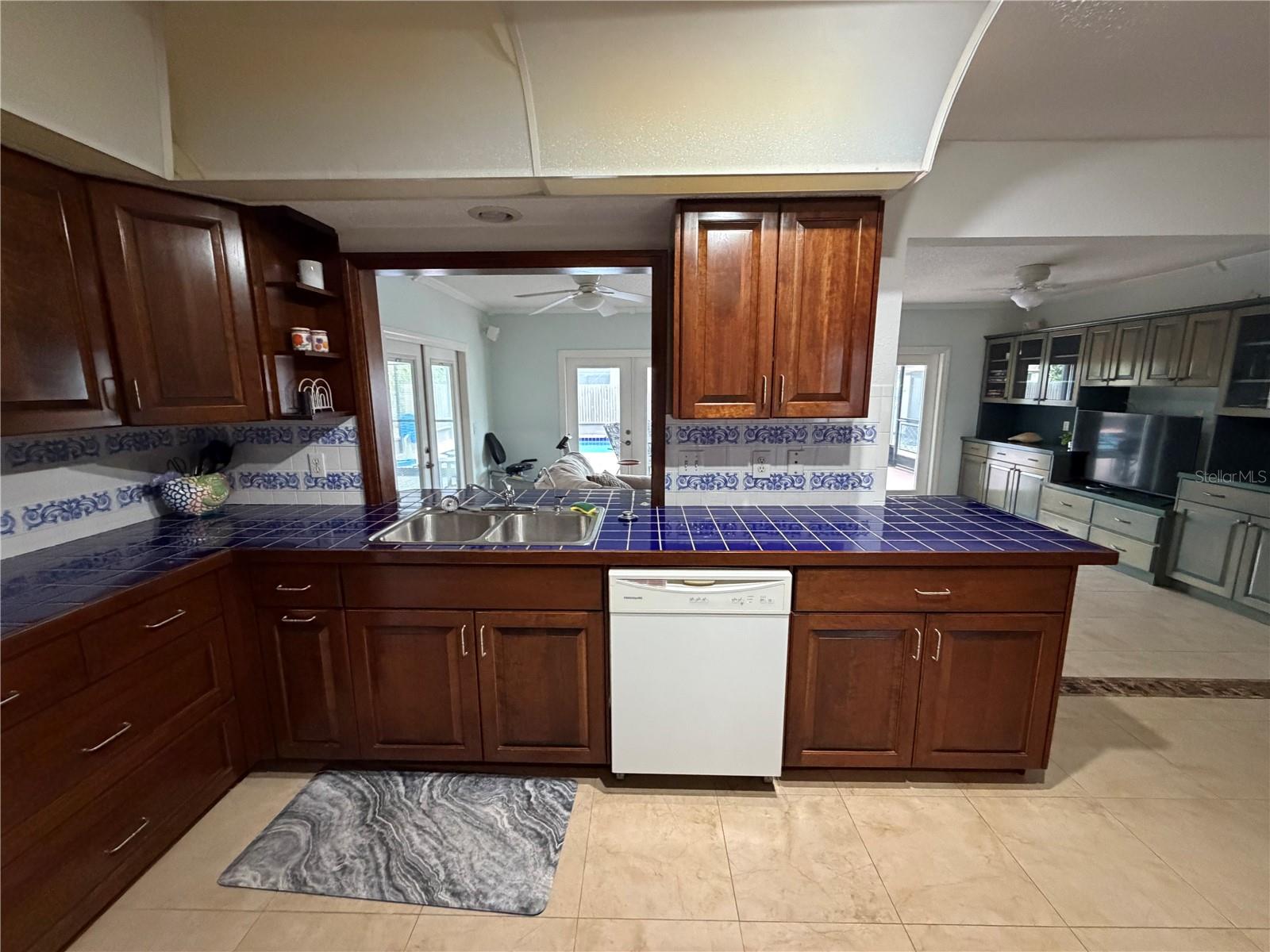 OVERBROOK GARDENS - Residential