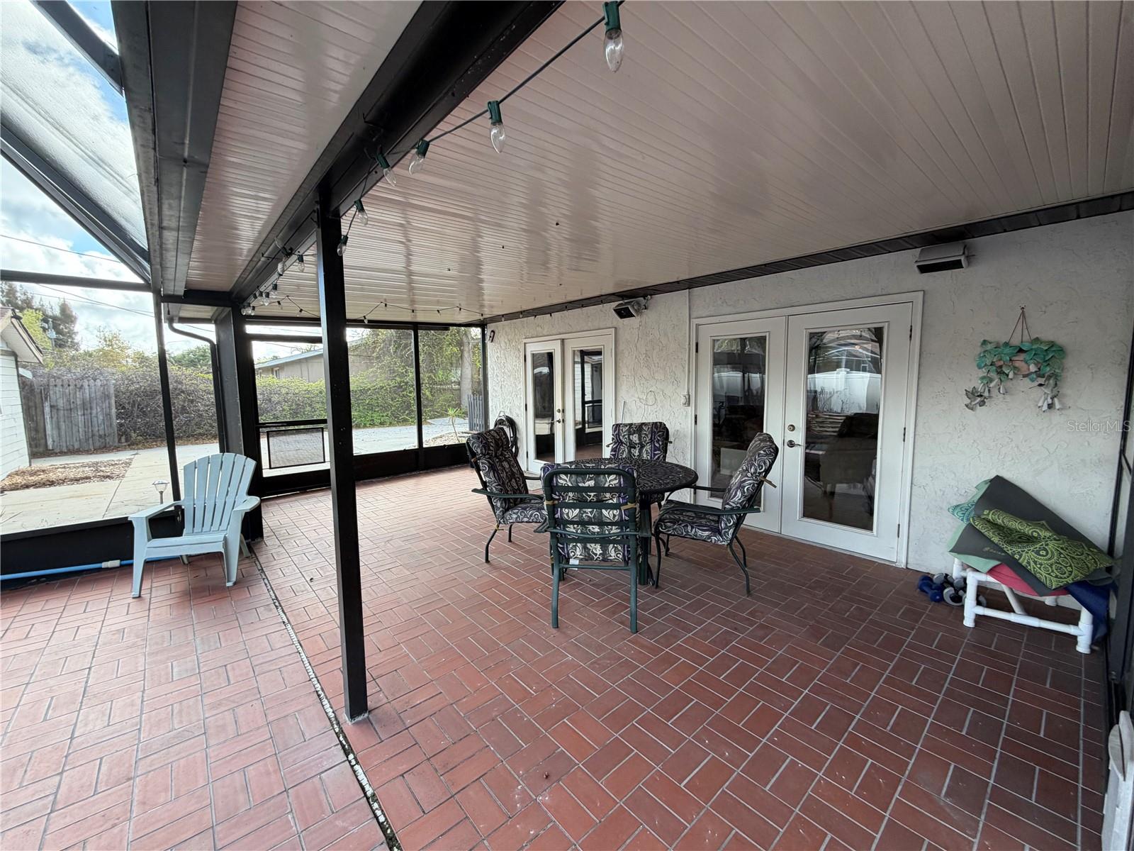 OVERBROOK GARDENS - Residential