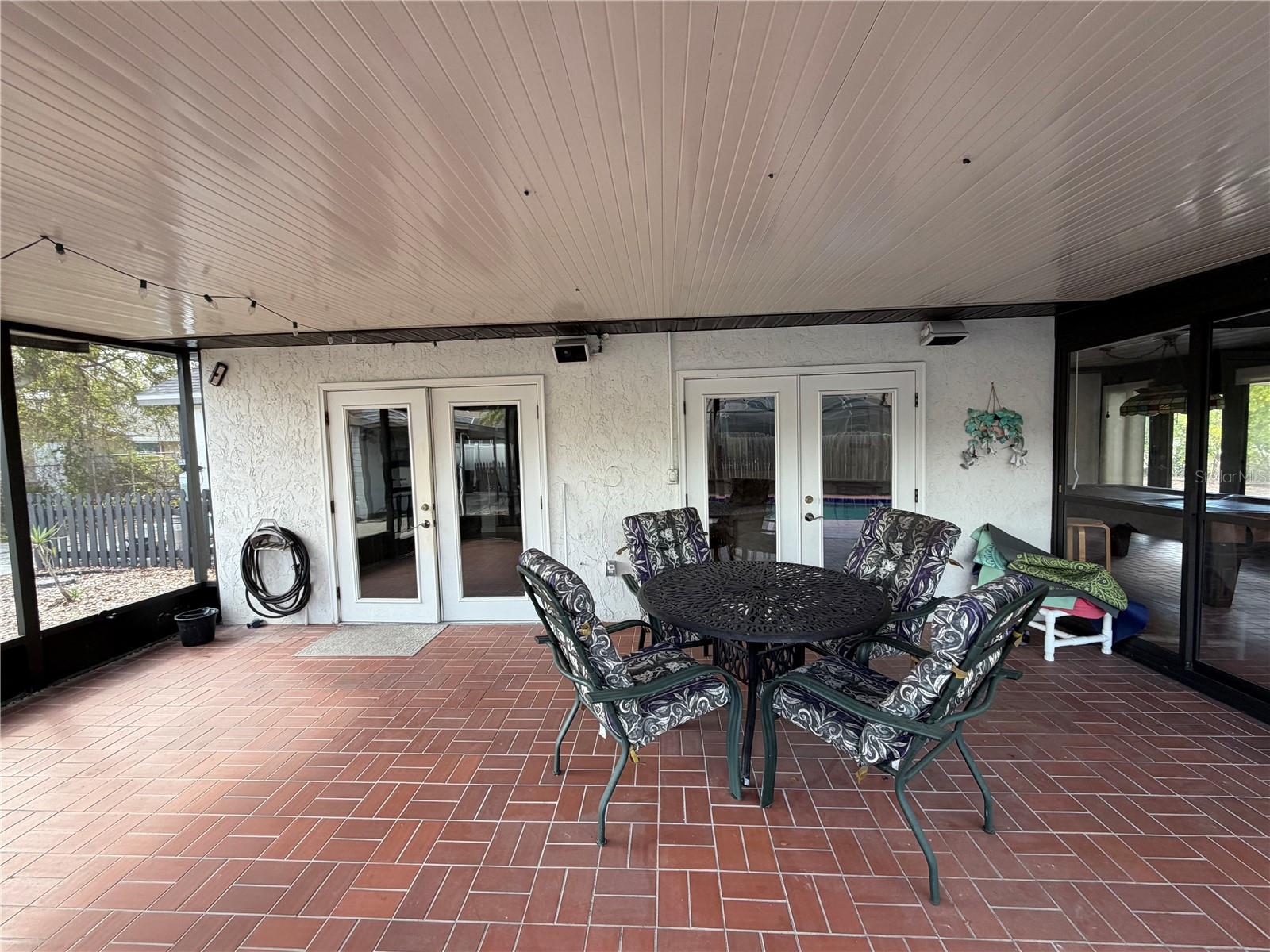 OVERBROOK GARDENS - Residential