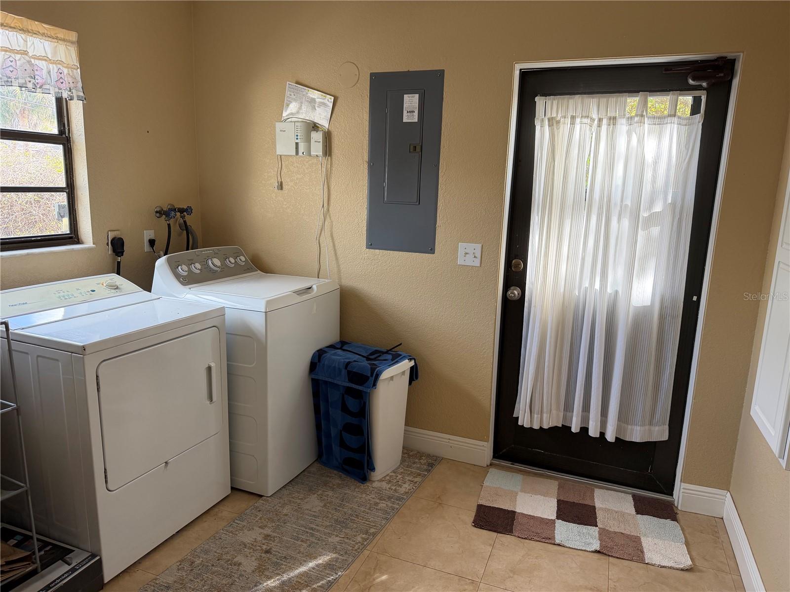 OVERBROOK GARDENS - Residential