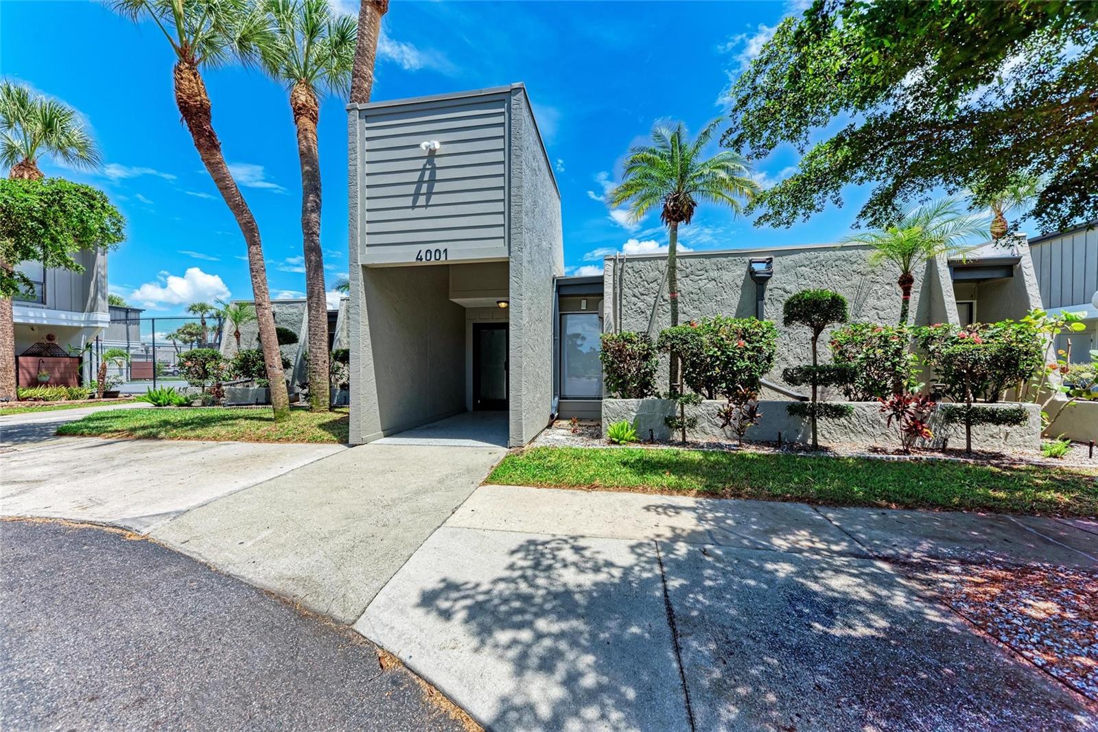 BENEVA RIDGE - Residential