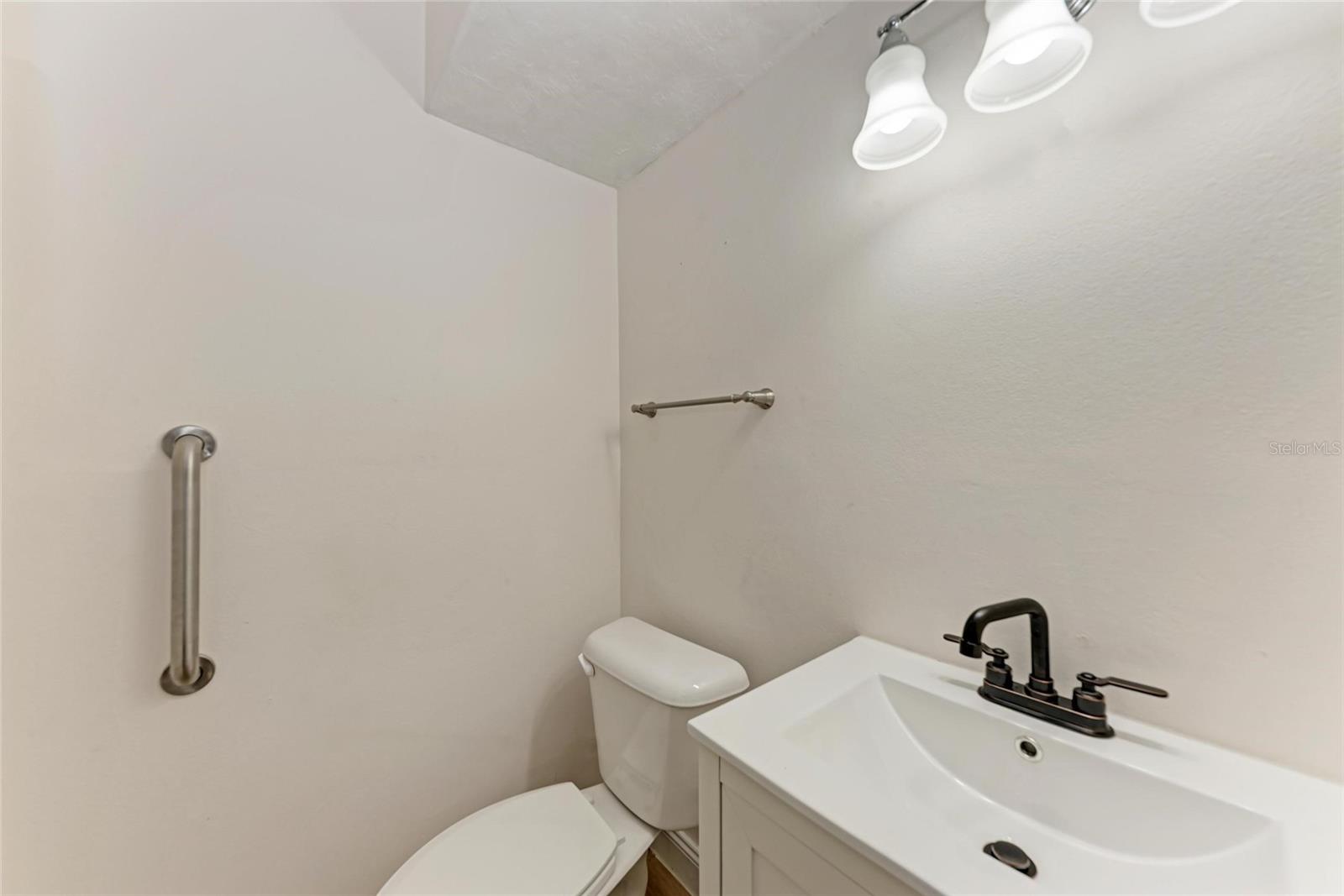 BENEVA RIDGE - Residential