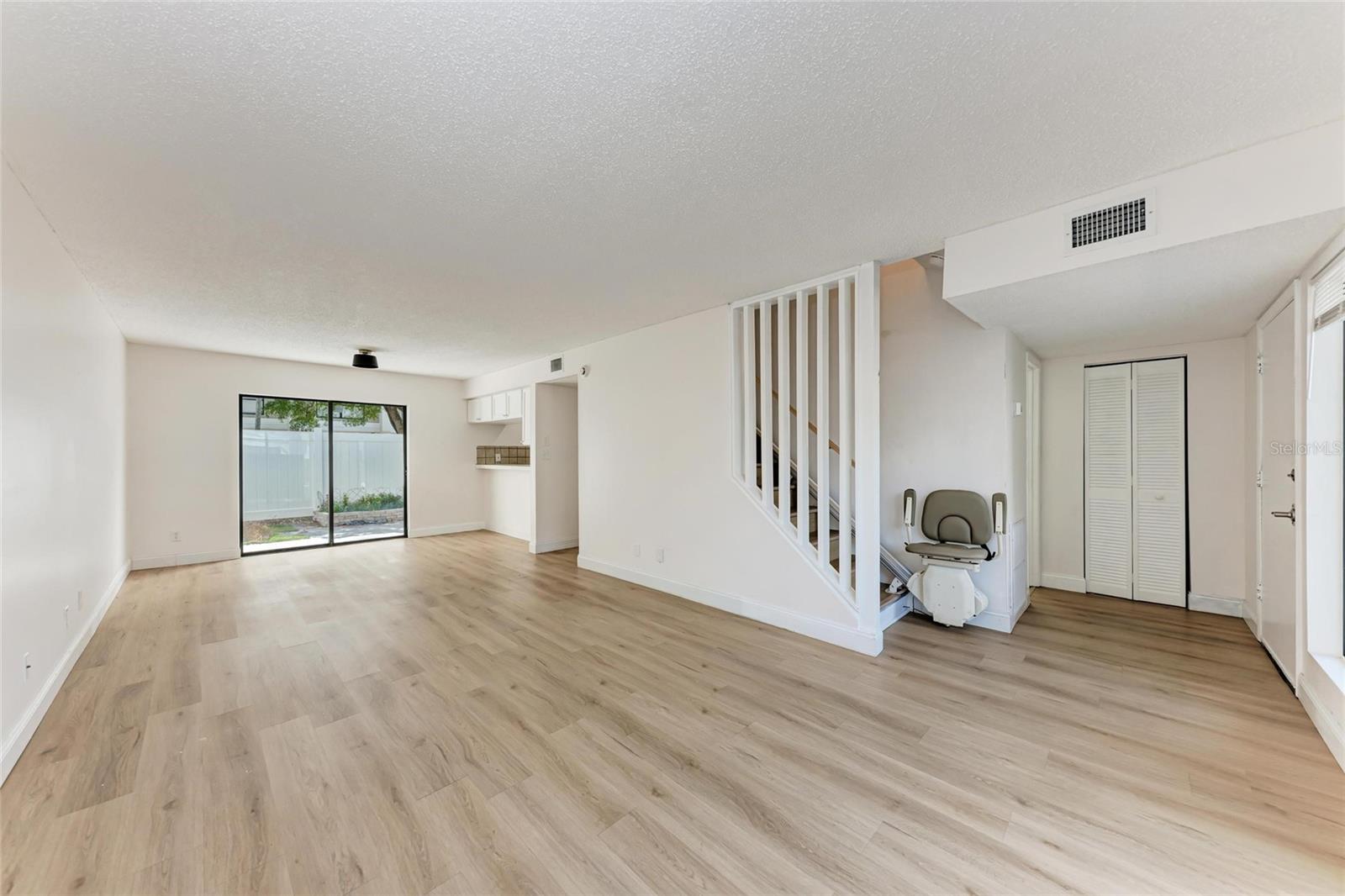 BENEVA RIDGE - Residential