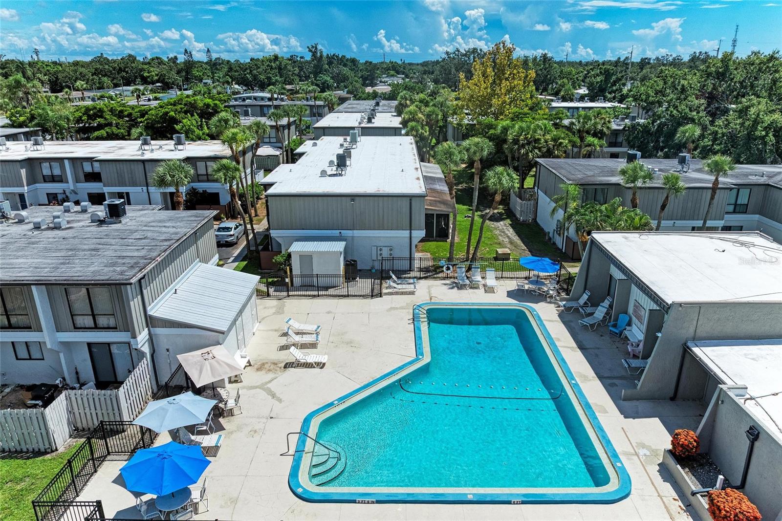 BENEVA RIDGE - Residential